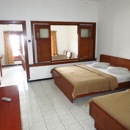 Hotel Selecta Бату Экстерьер фото