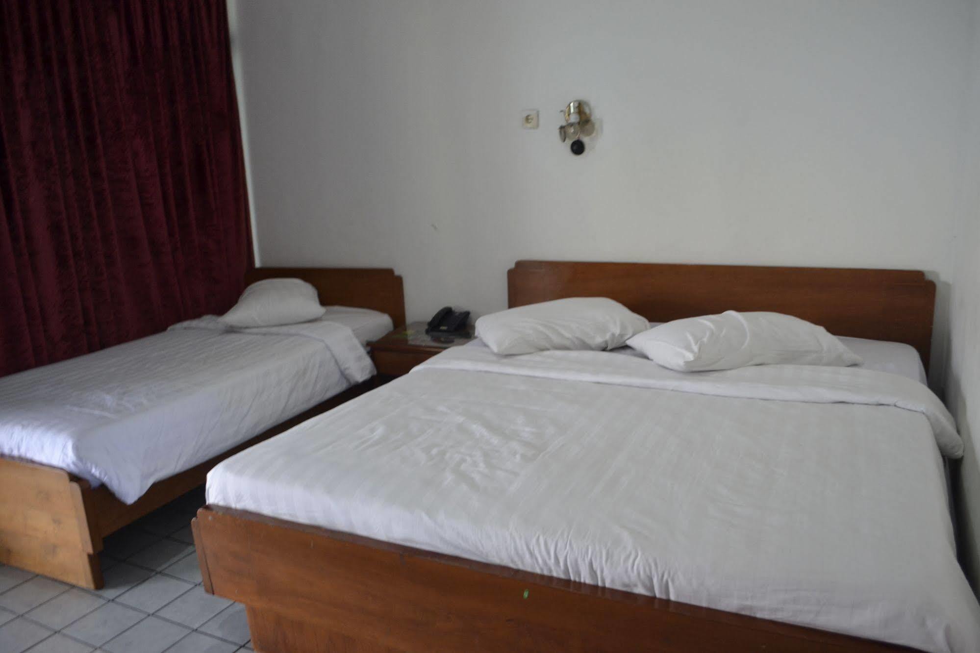 Hotel Selecta Бату Экстерьер фото